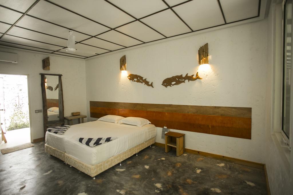 Rasdhoo Island Inn Beachfront Exterior foto